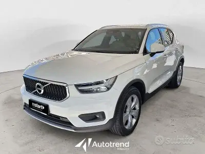 Usata Volvo XC40 Momentum 150 CV (110 kW) 2018 Bianco SUV