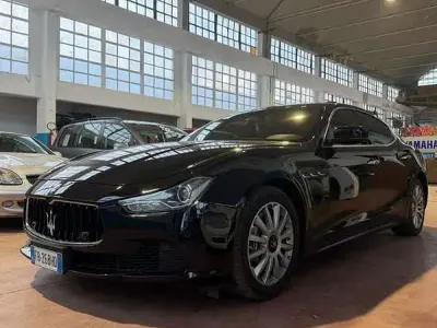 Begagnad Maserati Ghibli 250 HK (183 kW) 2015 Svart Sedan