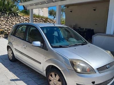 Usata Ford Fiesta 75 CV (55 kW) 2006 Utilitaria