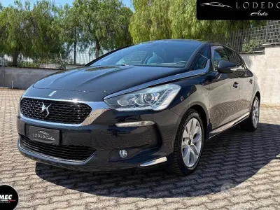 Usata Citroën DS5 So Chic 120 CV (88 kW) 2015 Grigio Utilitaria