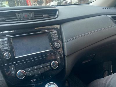 Gebraucht Nissan X-Trail 150 PS (110 kW) 2019 Grau SUV