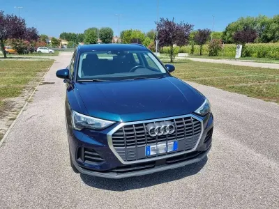 Usata Audi Q3 Business 150 CV (110 kW) 2019 Blu/azzurro SUV