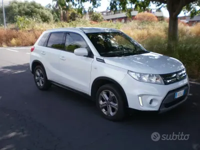 Usata Suzuki Vitara Cool 120 CV (88 kW) 2018 Bianco SUV