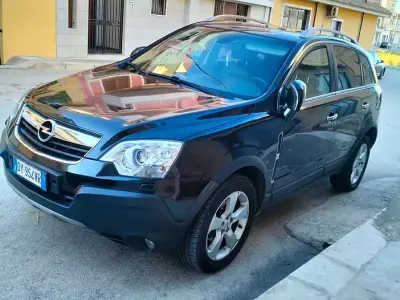 Usata Opel Antara 150 CV (110 kW) 2010 Nero SUV