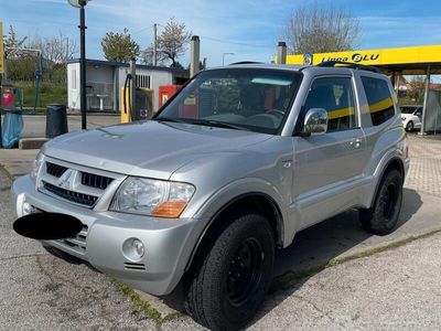 usata Mitsubishi Pajero Pajero 3.2 16V DI-D 3p. aut. Intense