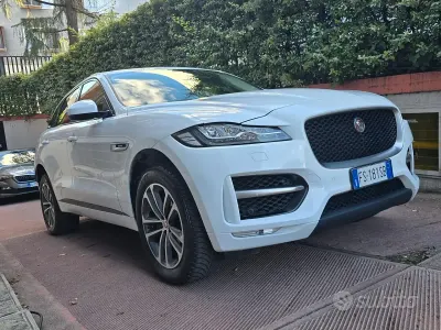 Begagnad Jaguar F-Pace R-Sport 300 HK (220 kW) 2018 Vit SUV