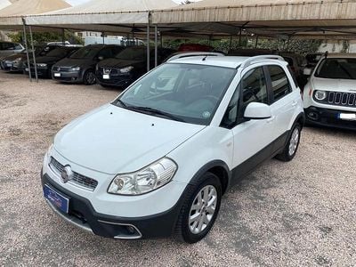 Usata Fiat Sedici Emotion 135 CV (99 kW) 2011 Argento SUV