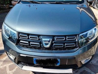 Usata Dacia Sandero 90 CV (66 kW) 2017 Grigio Utilitaria