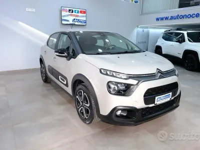 Usata Citroën C3 Shine 83 CV (61 kW) 2024 Beige Berlina