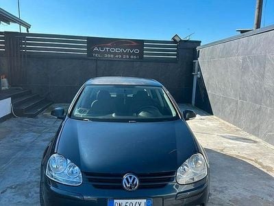Usata VW Golf 101 CV (74 kW) 2008 Blu Berlina