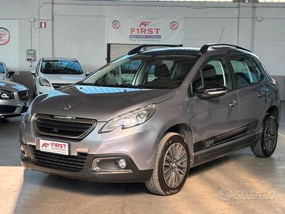 Gebraucht Peugeot 2008 Allure 99 PS (72 kW) 2016 Grau SUV