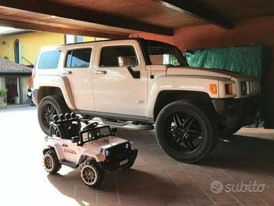 Usata Hummer H3 223 CV (164 kW) 2007 Bianco SUV