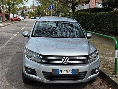 Usata VW Tiguan 122 CV (89 kW) 2012 Grigio SUV