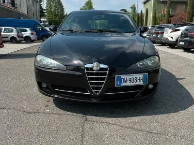 Usata Alfa Romeo 147 105 CV (77 kW) 2009 Nero Utilitaria