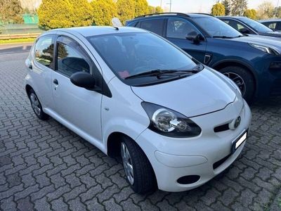 usata Toyota Aygo 1.0 Now Connect 5p