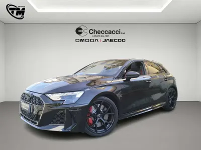 Usata Audi RS3 Ambiente 400 CV (294 kW) 2025 Nero Berlina
