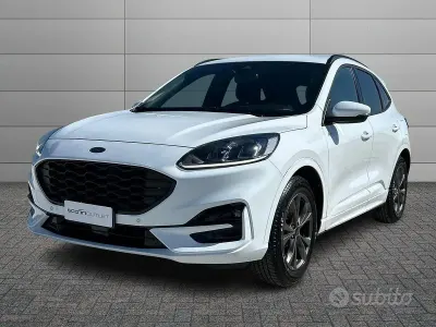 Usata Ford Kuga ST-Line 150 CV (110 kW) 2023 Bianco SUV