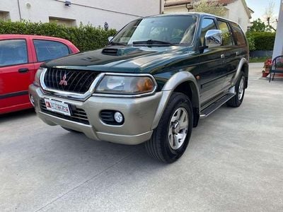 Usata Mitsubishi Pajero Sport 99 CV (72 kW) 2000 Verde SUV
