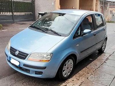 Blu Usata 2005 Fiat Idea Emotion Monovolume | 2499 € (Buon prezzo)