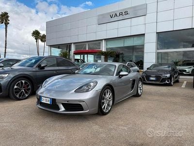 Porsche 718 Cayman
