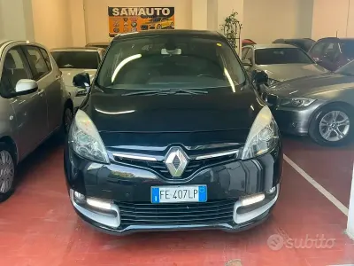 Usata Renault Scénic III XMOD 110 CV (80 kW) 2016 Nero Monovolume