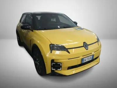 Usata Renault R5 Iconic 110 kW (150 CV) 2024 Other Utilitaria