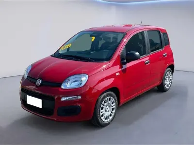 Nuova Fiat Panda Icon 65 CV (47 kW) 2026 Rosso Utilitaria