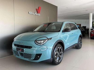 Usata Fiat 600 La Prima 101 CV (74 kW) 2025 Azzurro acqua SUV