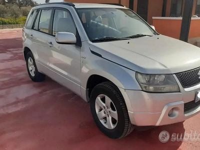 Usata Suzuki Grand Vitara 129 CV (94 kW) 2006 Grigio SUV