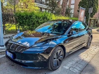 Usata Tesla Model 3 RWD 235 kW (320 CV) 2025 Nero Berlina