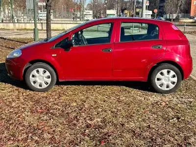 Usata Fiat Grande Punto 77 CV (56 kW) 2010 Utilitaria