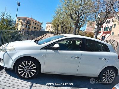 Usata Fiat Bravo 120 CV (88 kW) 2010 Bianco Utilitaria