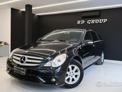 Usata Mercedes R320 Premium 224 CV (164 kW) 2007 Nero Station wagon