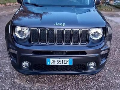 Usata Jeep Renegade Longitude 131 CV (96 kW) 2022 Grigio SUV