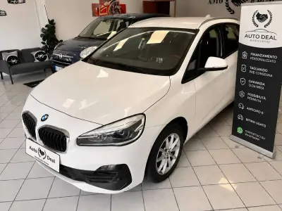 Usata BMW 216 Active Tourer Luxury Line 116 CV (85 kW) 2019 Verde Monovolume