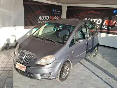 Usata Lancia Musa 120 CV (88 kW) 2008 Grigio Monovolume