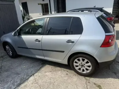 Usata VW Golf V 102 CV (75 kW) 2007 Grigio Berlina