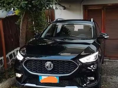 Usata MG ZS Luxury 111 CV (81 kW) 2022 Nero SUV