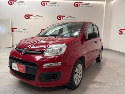Usata Fiat Panda Pop 69 CV (50 kW) 2015 Rosso Utilitaria