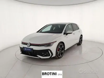 Nouvelle VW Golf VIII GTI 2026 Blanc Berline