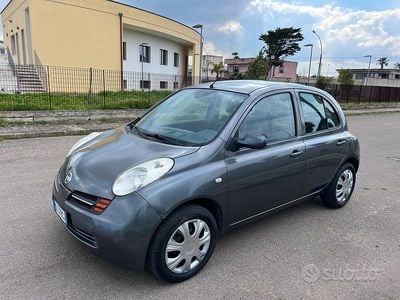 Usata Nissan Micra 68 CV (50 kW) 2004 Grigio Utilitaria