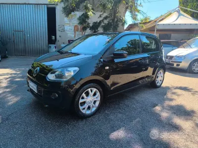 Usata VW up! 75 CV (55 kW) 2016 Bluazzurro Utilitaria