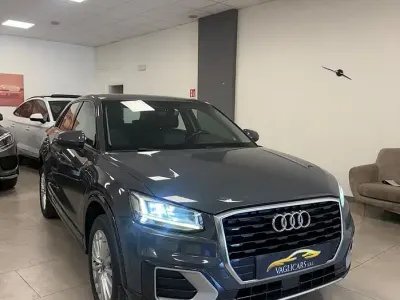 Usata Audi Q2 Sport 116 CV (85 kW) 2018 Grigio SUV