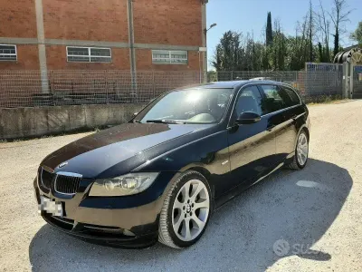 Usata BMW 330 231 CV (169 kW) 2006 Nero Berlina