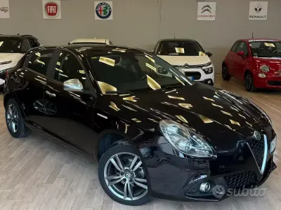 Usata Alfa Romeo Giulietta Super 120 CV (88 kW) 2017 Other Utilitaria