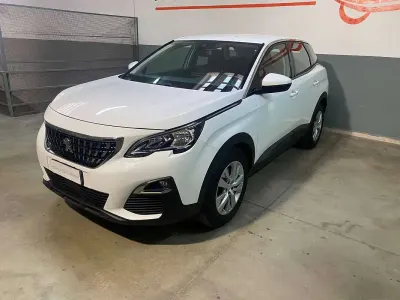 Usata Peugeot 3008 Business-Line 131 CV (96 kW) 2019 Bianco SUV