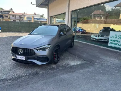 Usata Mercedes GLA35 AMG AMG 306 CV (225 kW) 2022 Grigio montagna magno SUV