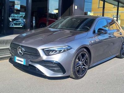 Usata Mercedes A180 AMG line 116 CV (85 kW) 2024 Grigio Berlina