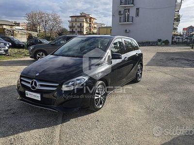 Nero Usata 2015 Mercedes B180 Business Monovolume | 8499 € (Buon prezzo)