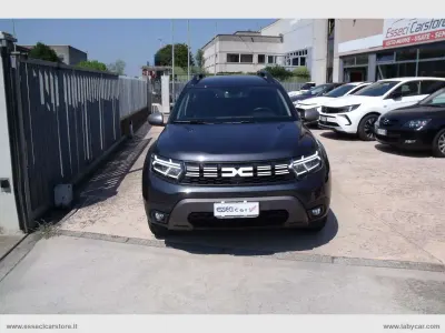 Usata Dacia Duster Journey 116 CV (85 kW) 2023 Grigio SUV